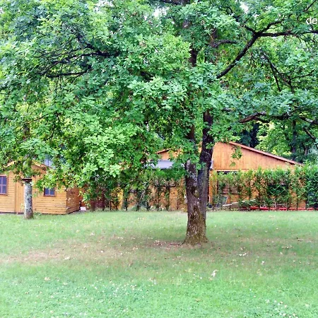 Charming Chalet With Mountain Views In And Huge Terrace בקתה Tellin